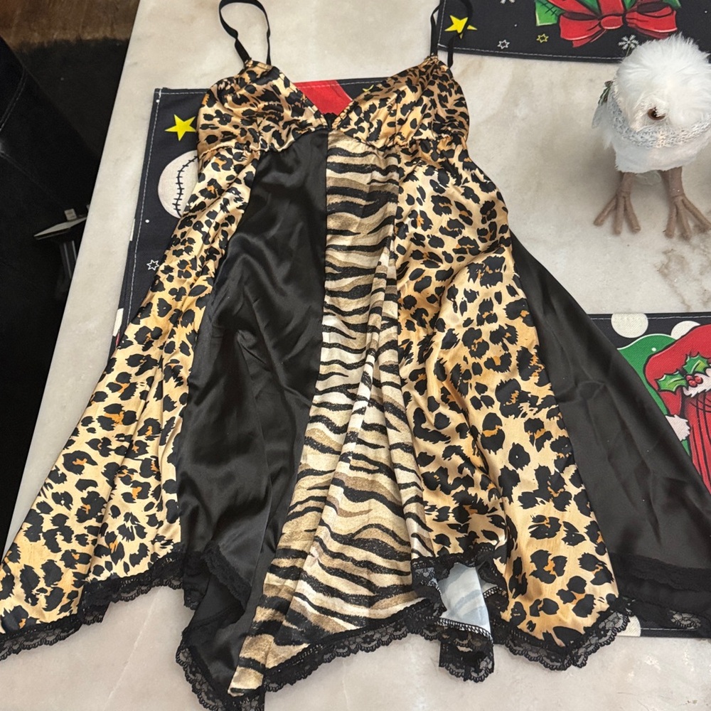 Dollskill dress nwot small